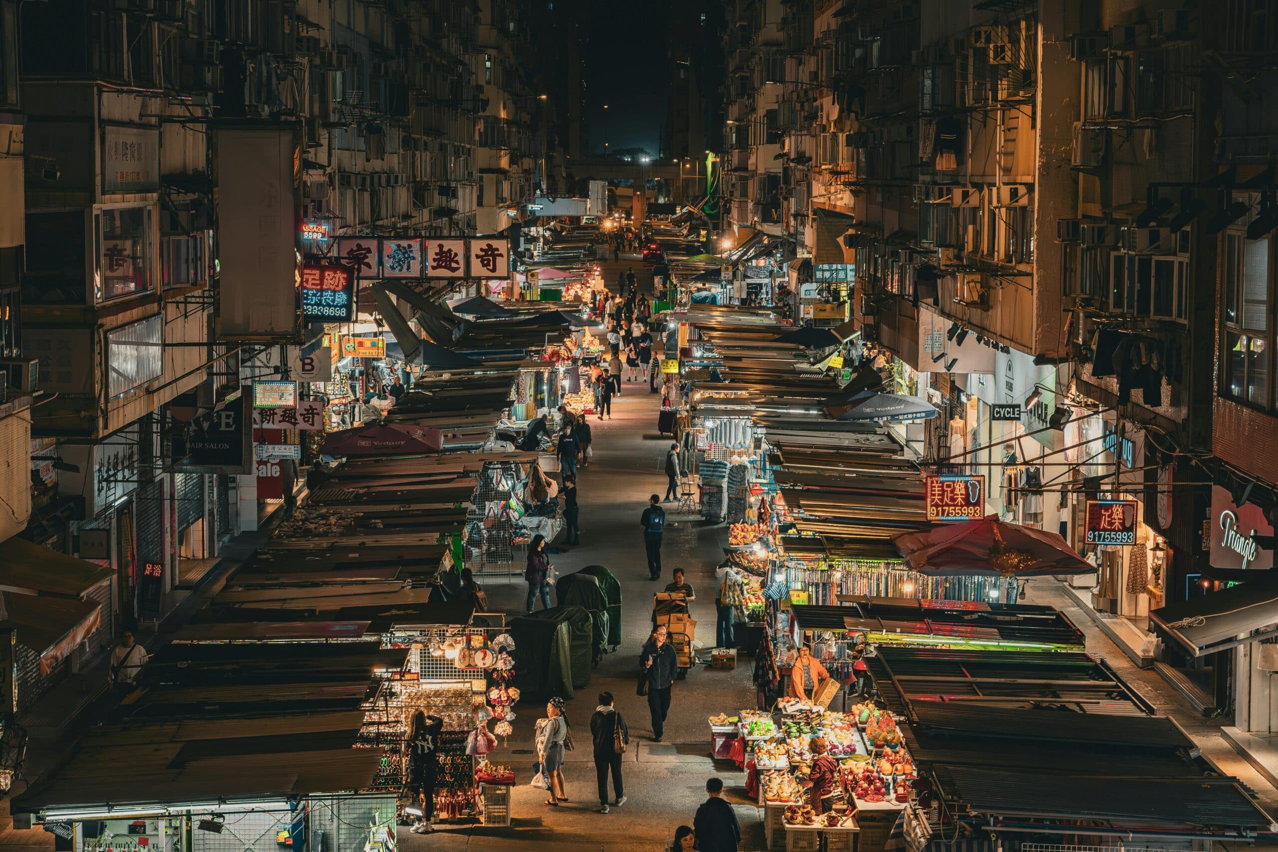 How a Professional Web Designer Can Help You Stand Out in a Crowded Market